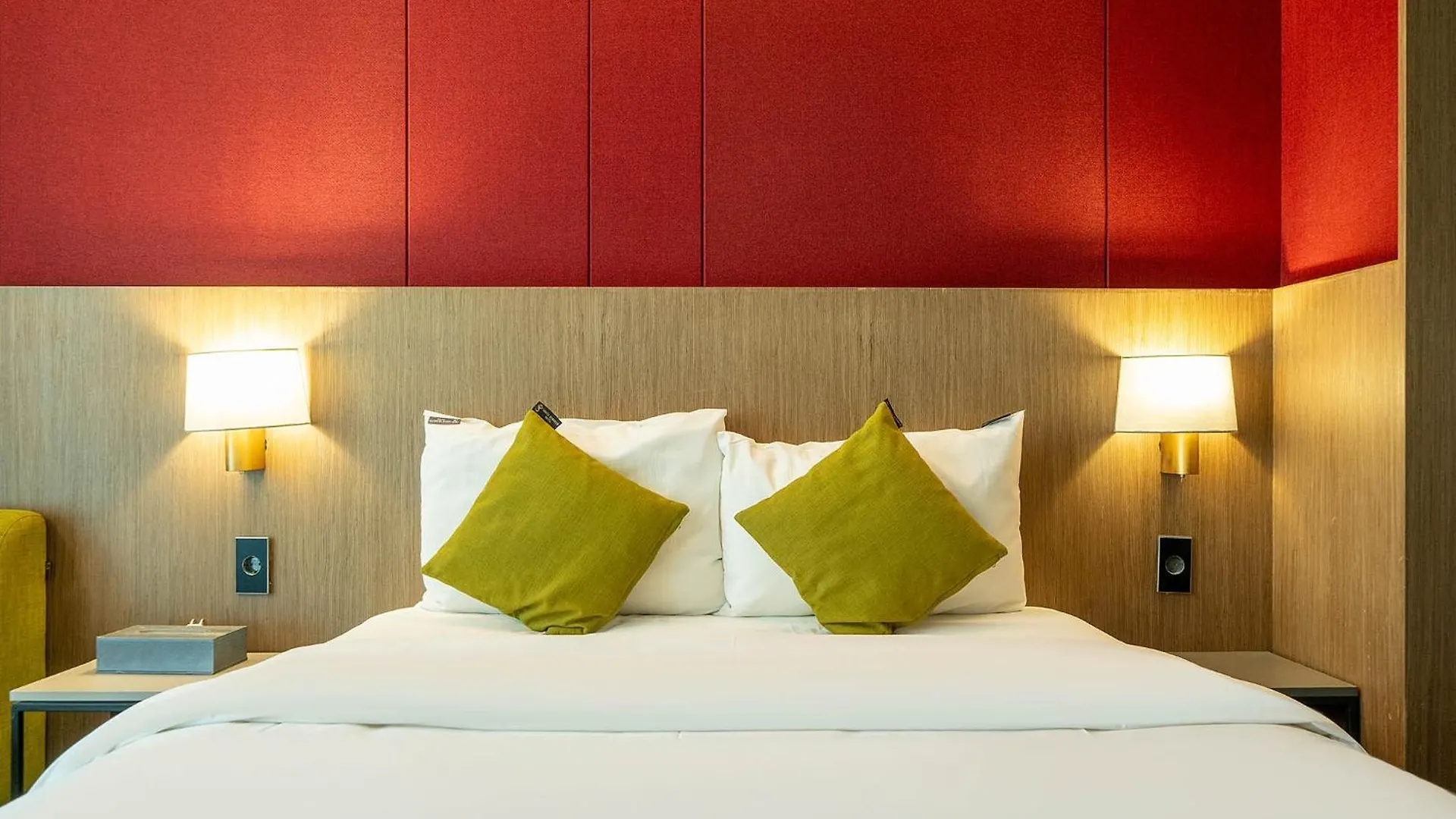 South Vandeco Hotel Пусан