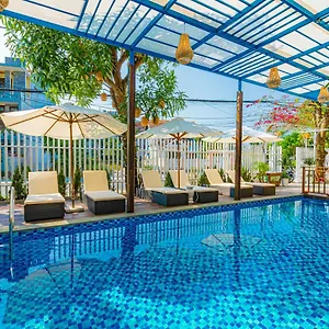 Heart - Bespoke 3* Hoi An