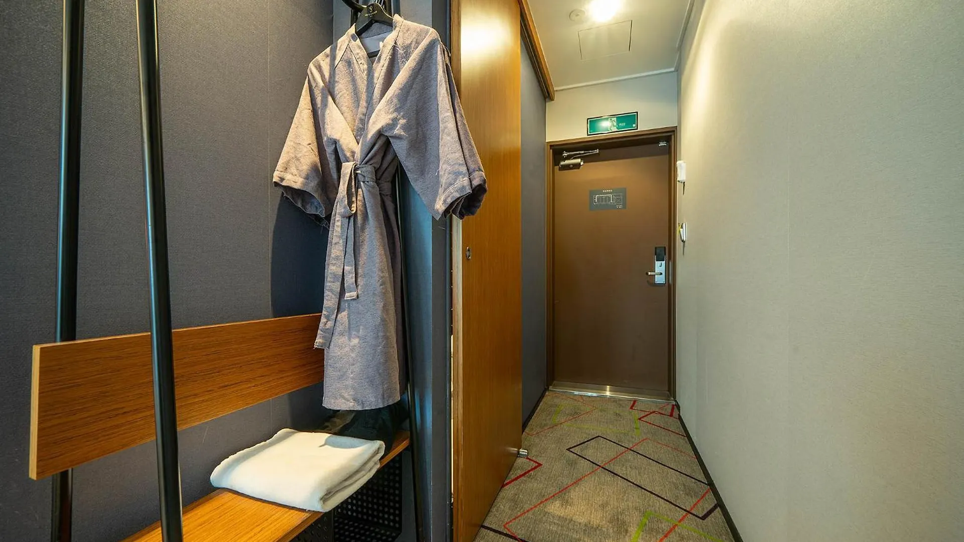 South Vandeco Hotel Busan 2*,  South Korea